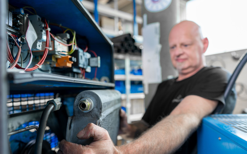 Compressor service
