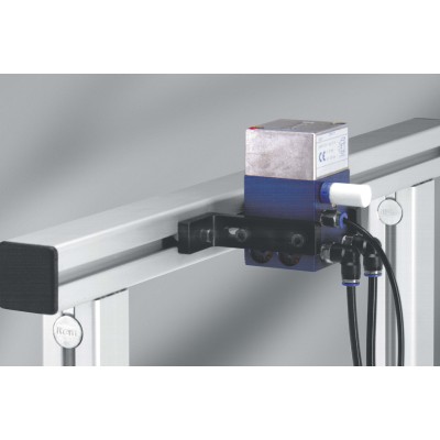 Fastening brackets